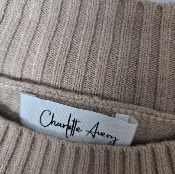 Charlotte Avery Women's Tan Crew Neck Sweater Size Small - Picture 2 of 4